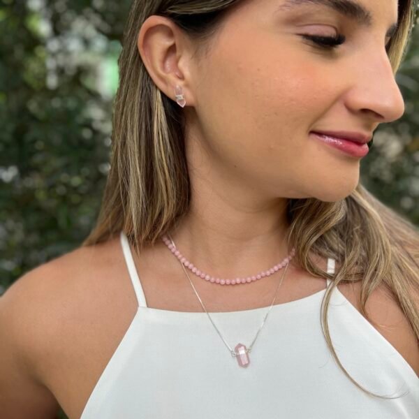 Esta peça NÃO acompanha o colar de bolinhas.